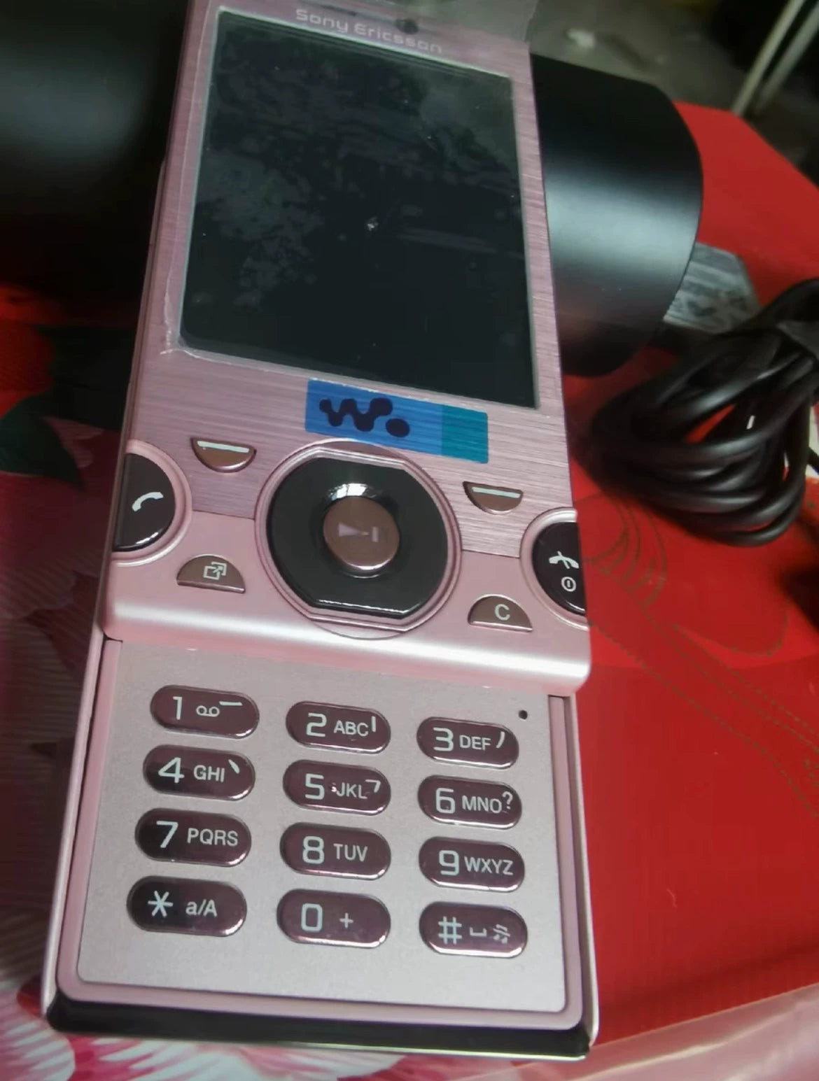 Sony Ericsson W995