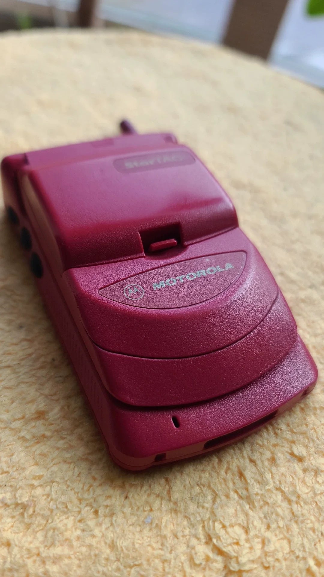 Motorola 308, fully original in red